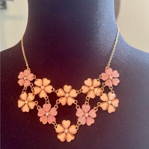nOir Jewelry Pink Floral Necklace